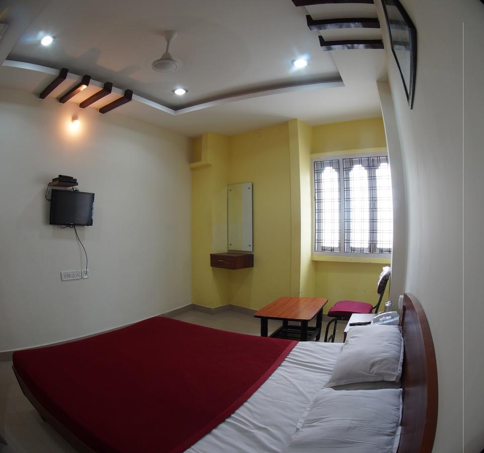 Oyo Flagship 74392 Hotel Mahesh Residency ハイデラバード エクステリア 写真